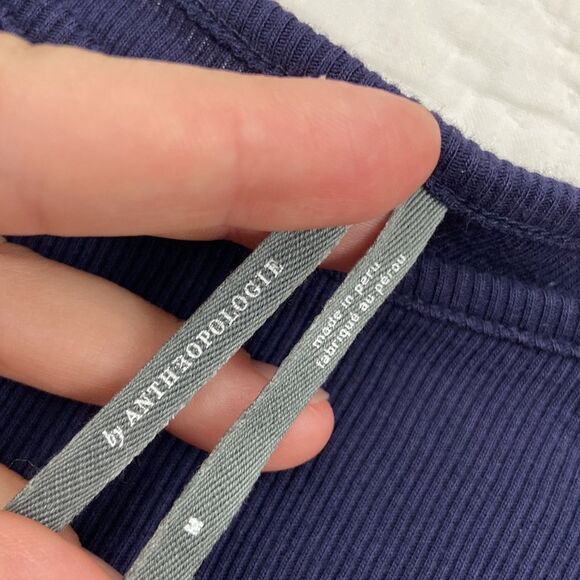 Anthropologie Ribbed Cold Shoulder Long Sleeve Shirt size Medium - Picture 3 of 7